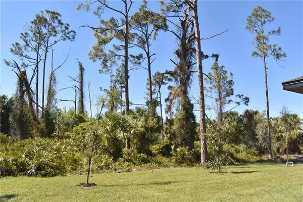 $2,095 | 4553 Midland Street, North Port, FL 34288