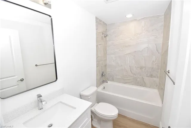 $2,200 | 4553 Midland Street, North Port, FL 34288