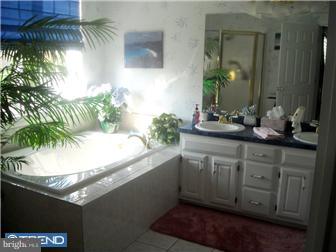 14 Phoenix Road Marlton, NJ 08053 - Photo 11 of 12 Gallery Image 11