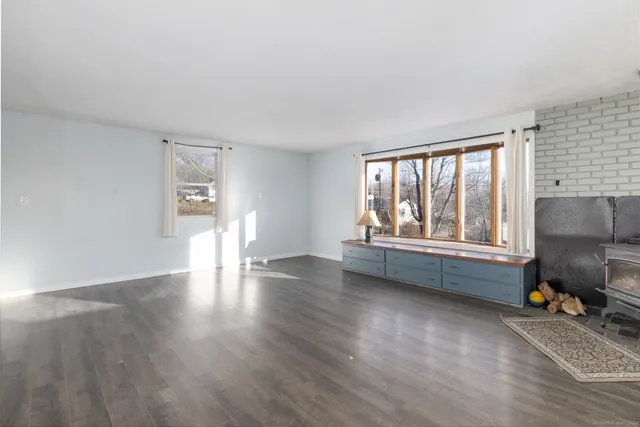 $309,900 | 39 Baron Lane, Torrington, CT 06790