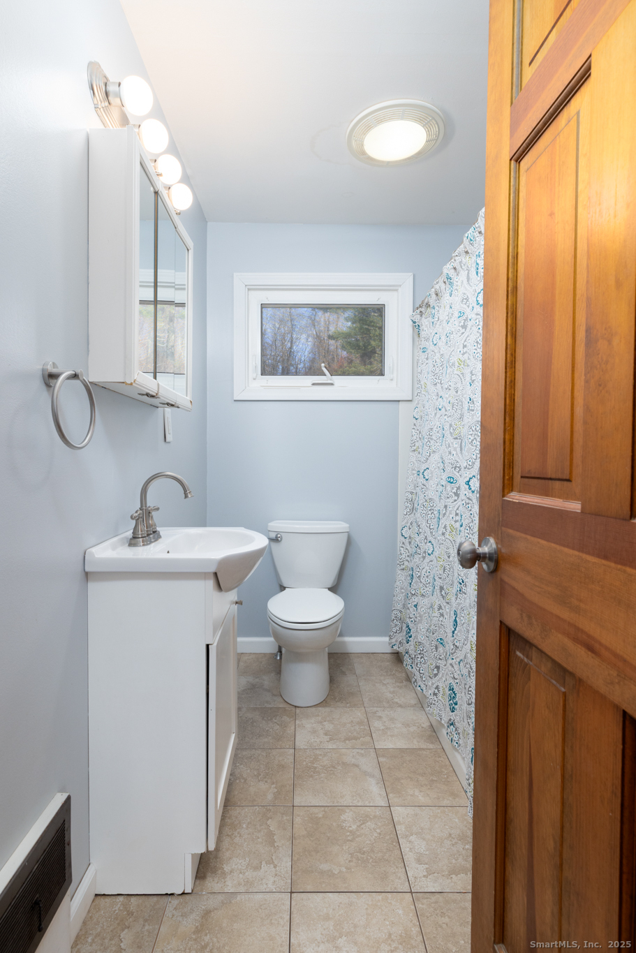 39 Baron Lane Torrington, CT 06790 - Photo 19 of 29