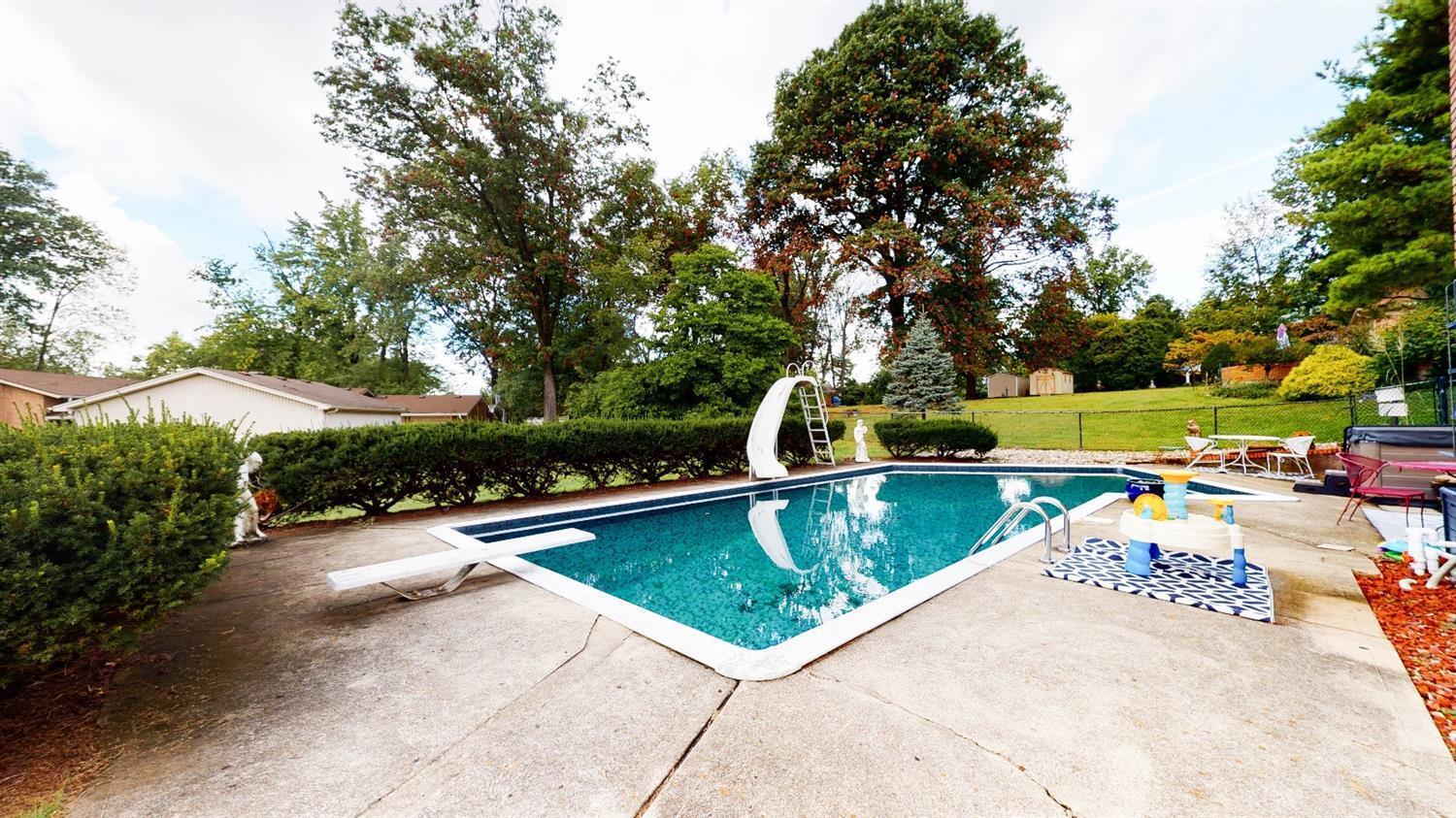 1575 Anderson Ferry Road Cincinnati, OH 45238 - Photo 43 of 50