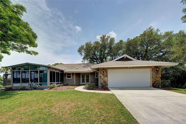 $5,000 | 3670 Emily Lane, Sarasota, FL 34238