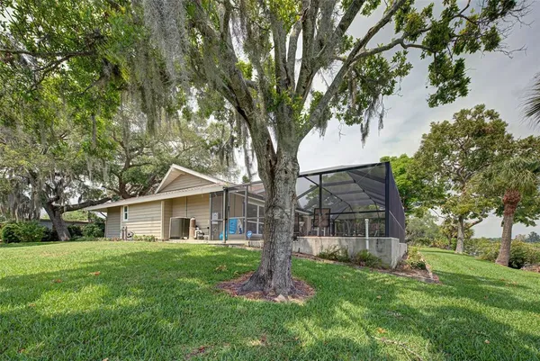 $5,000 | 3670 Emily Lane, Sarasota, FL 34238