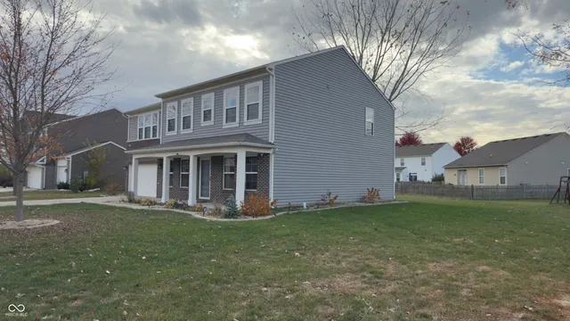 $2,500 | 2244 McGregor Court, Avon, IN 46123