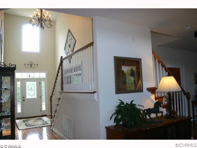 9011 Beaver Bridge Road Moseley, VA 23120 - Photo 3 of 10 Foyer - Two-story foyer