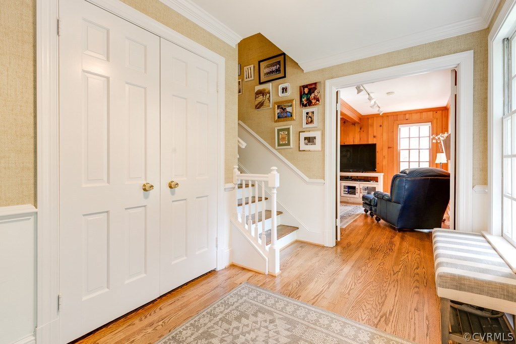 10300 Apache Road Richmond, VA 23235 - Photo 4 of 48 a view of a livingroom with wooden floor and furniture