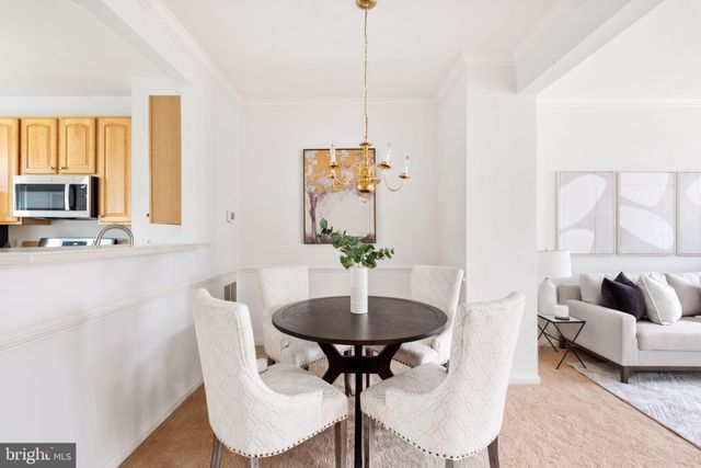 $875,000 | 2768 Manhattan Place, Vienna, VA 22180