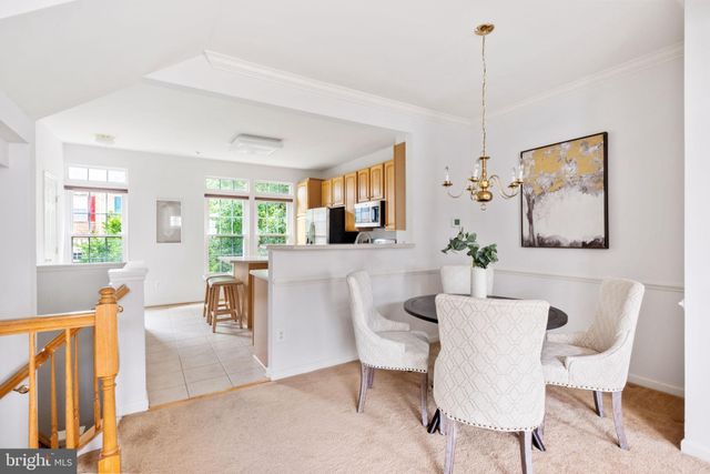 $875,000 | 2768 Manhattan Place, Vienna, VA 22180