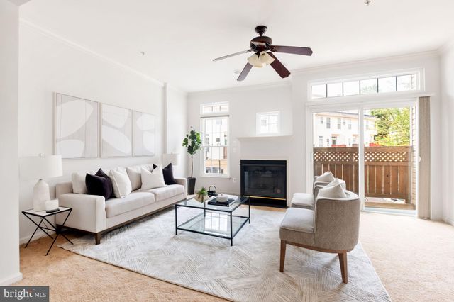 $875,000 | 2768 Manhattan Place, Vienna, VA 22180