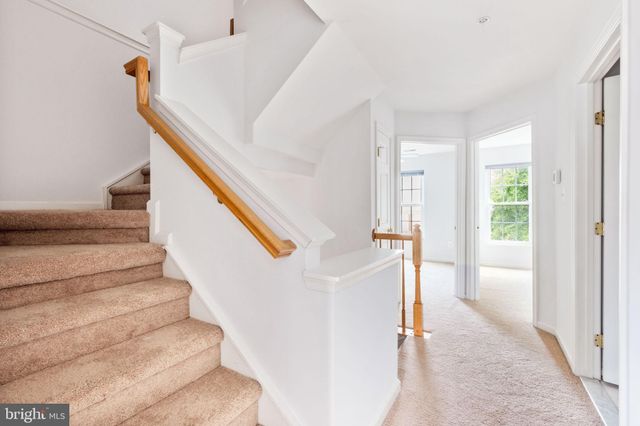 $875,000 | 2768 Manhattan Place, Vienna, VA 22180