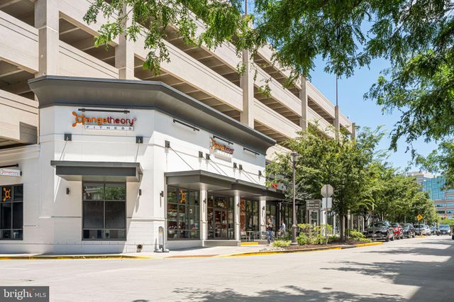 $875,000 | 2768 Manhattan Place, Vienna, VA 22180