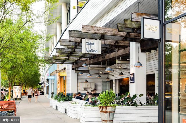 $875,000 | 2768 Manhattan Place, Vienna, VA 22180