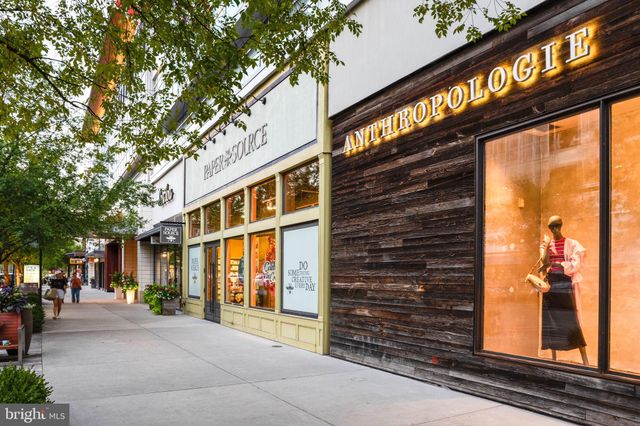 $875,000 | 2768 Manhattan Place, Vienna, VA 22180