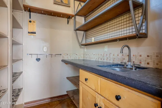 $475,000 | 6670 Camino Secreto, La Mesa, NM 88044