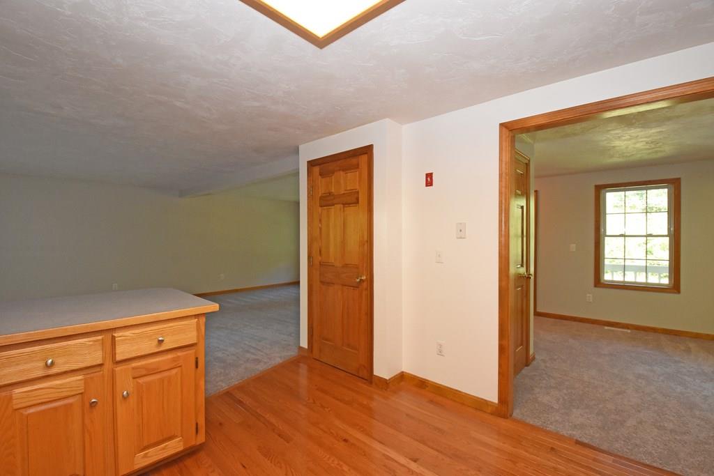 84 Nash Road Ashby, MA 01431 - Photo 12 of 29