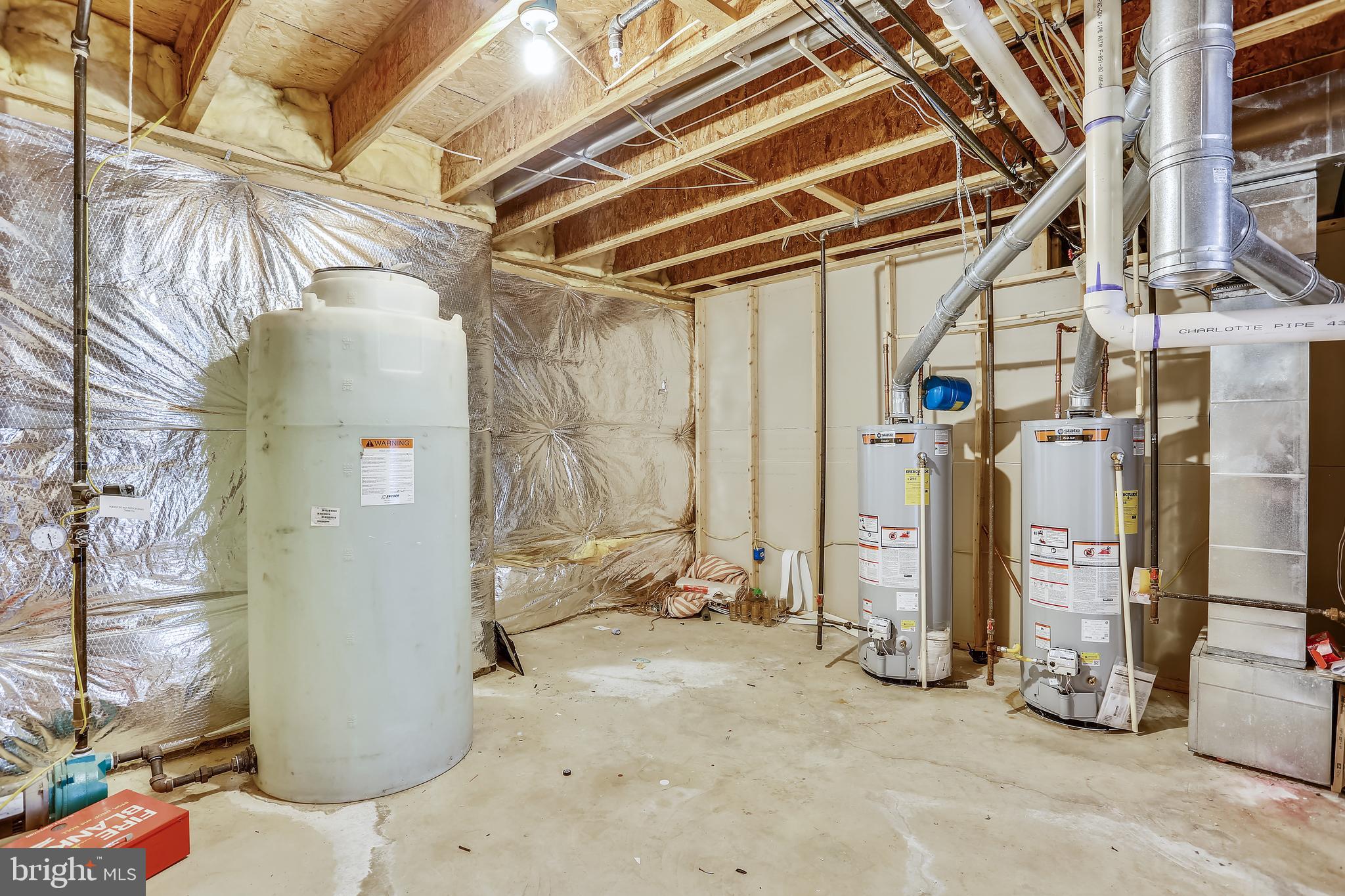 22401 Goshen School Road Laytonsville, MD 20882 - Photo 105 of 122 Storage/Utility room