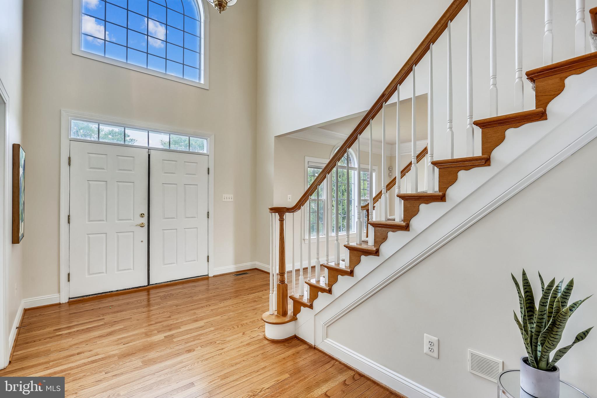 22401 Goshen School Road Laytonsville, MD 20882 - Photo 17 of 122 Foyer