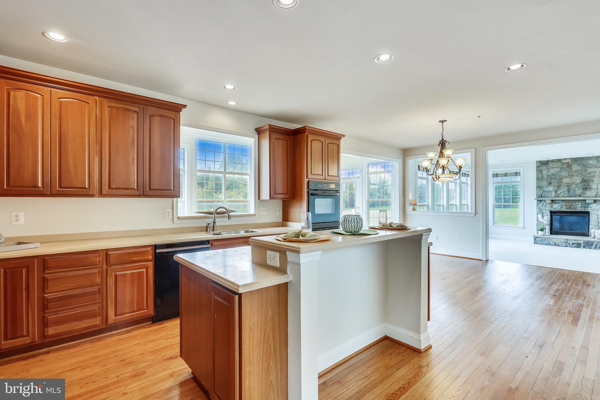 22401 Goshen School Road Laytonsville, MD 20882 - Photo 37 of 122 Kitchen