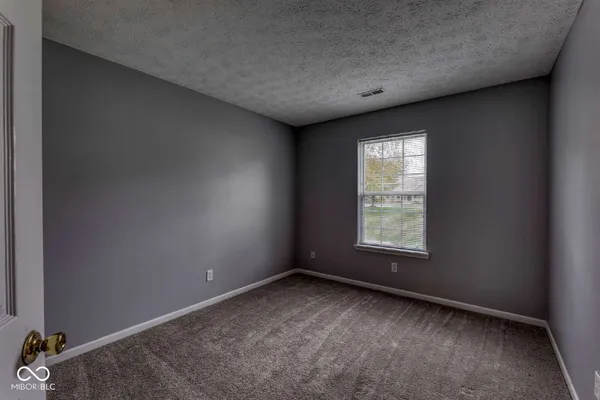 $1,995 | 8520 Lincoln Court, Fishers, IN 46038