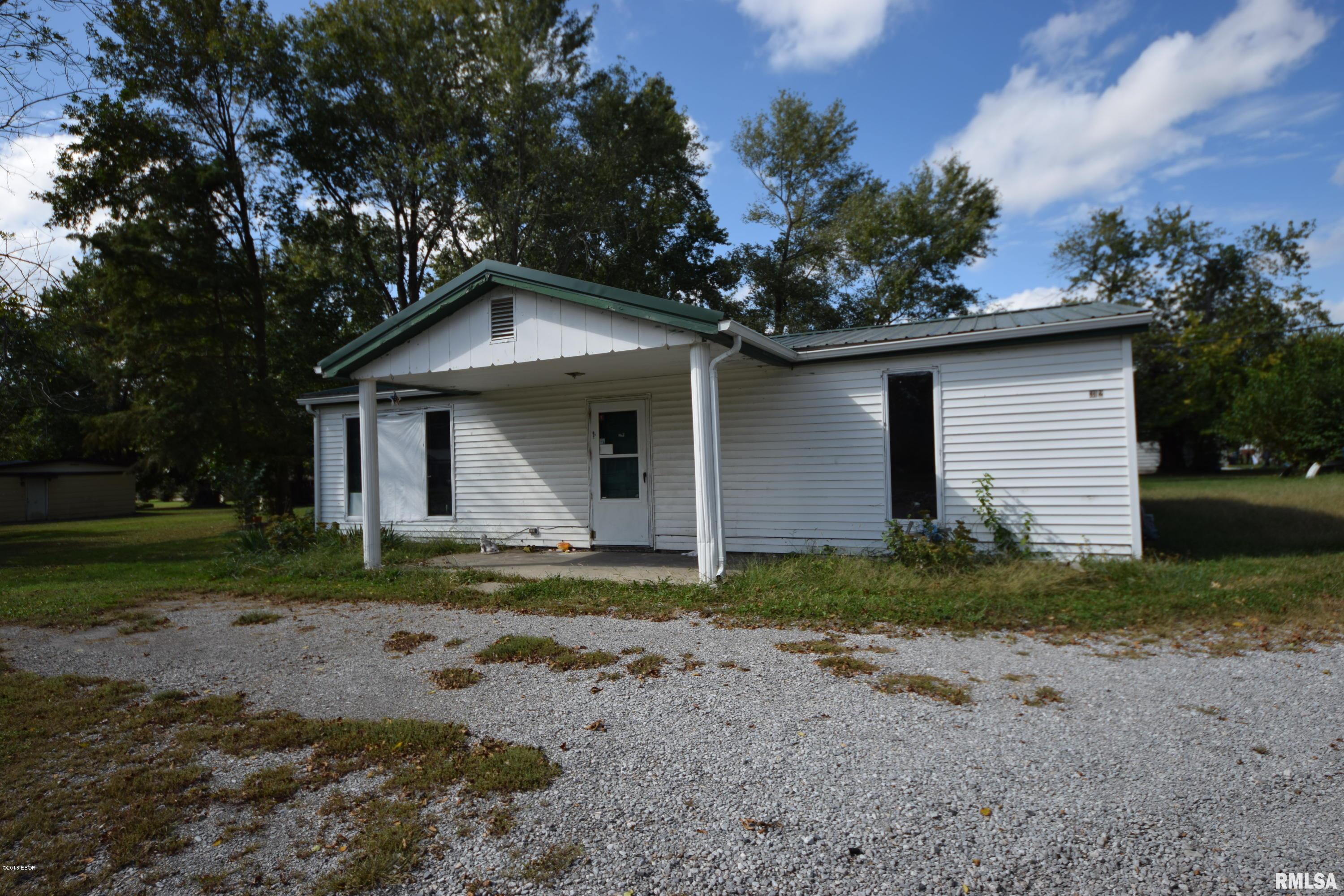 312 North Main Street Royalton, IL 62983 - Photo 1 of 16