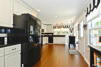 50 Rae Court St. Louis, MO 63146 - Photo 7 of 30 Gallery Image 7