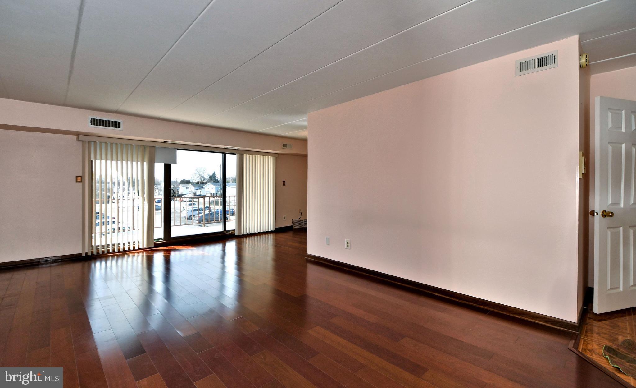 8920 Krewstown Road, Unit 219 Philadelphia, PA 19115 - Photo 15 of 43 Gallery Image 15