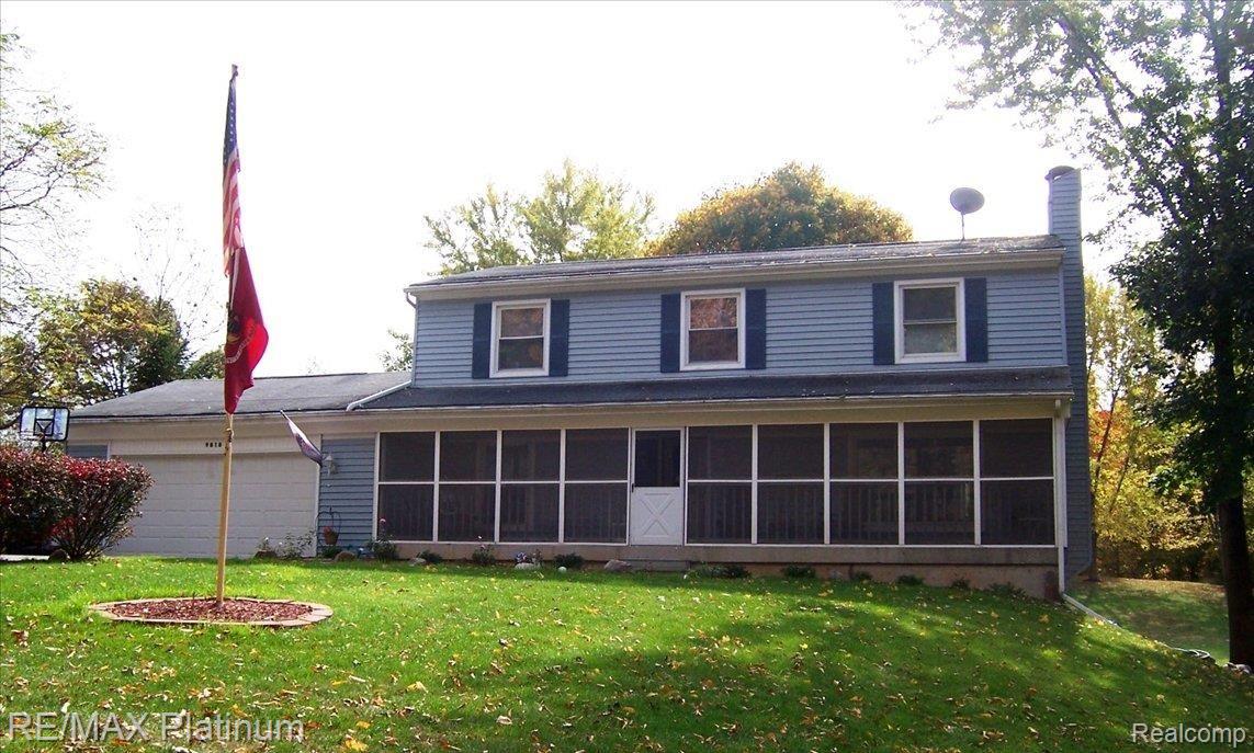 9818 McClements Road Brighton, MI 48114 - Photo 1 of 25 Front View