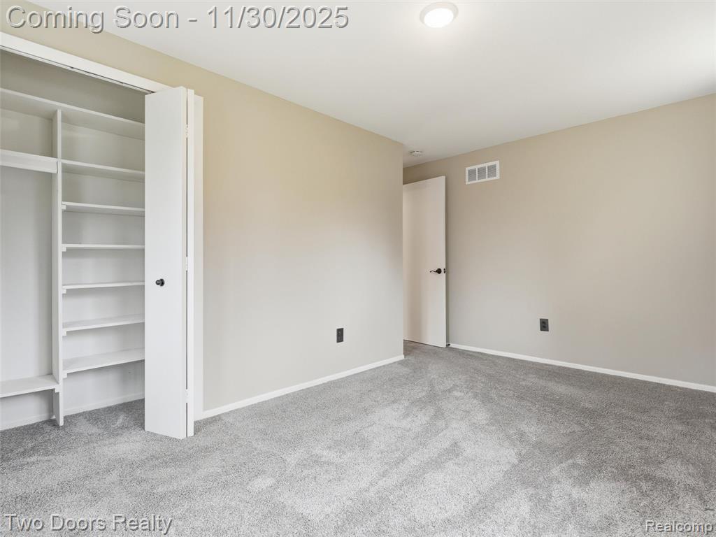2334 Munster Road Rochester Hills, MI 48309 - Photo 34 of 53