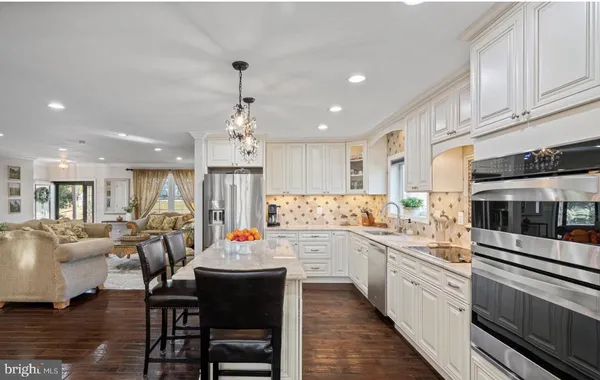 $4,700 | 11611 Vale Road, Oakton, VA 22124