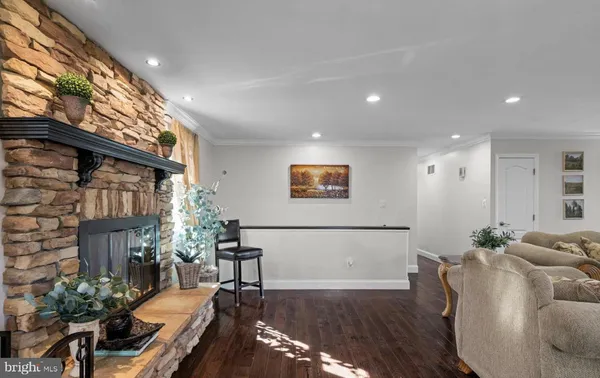 $4,700 | 11611 Vale Road, Oakton, VA 22124