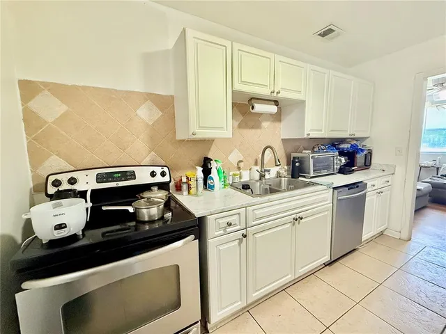 $174,900 | 6358 Claret Drive, Jacksonville, FL 32210