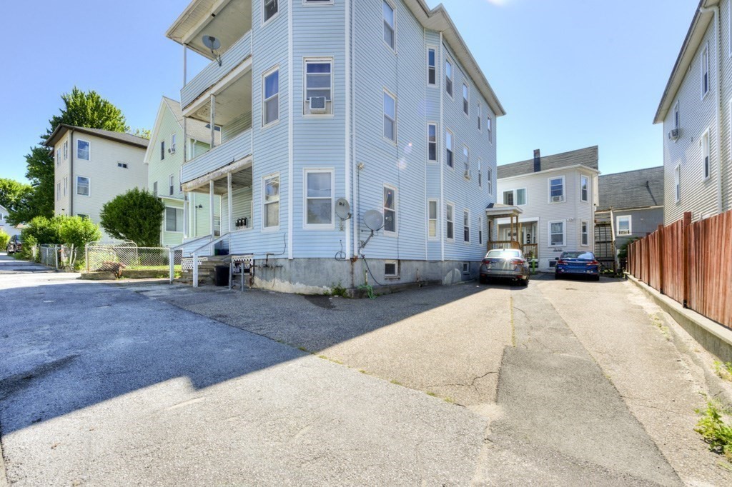 71 Esther Street Worcester, MA 01607 - Photo 2 of 40