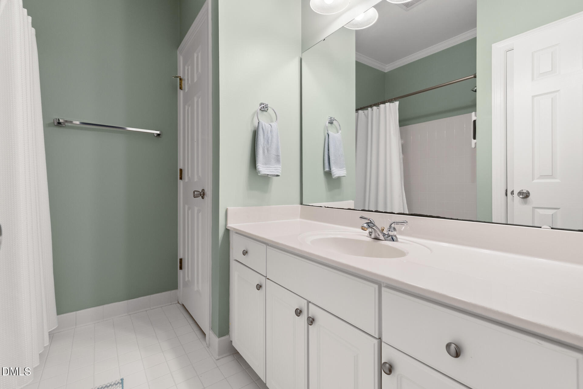 2901 Sunnystone Way Raleigh, NC 27613 - Photo 27 of 51 2901-Sunnystone-127