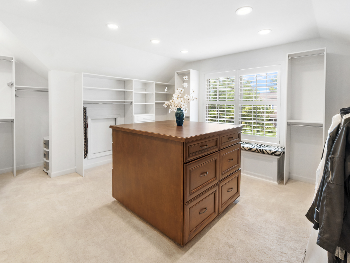 6437 Greene Road Woodridge, IL 60517 - Photo 29 of 65 Gallery Image 29