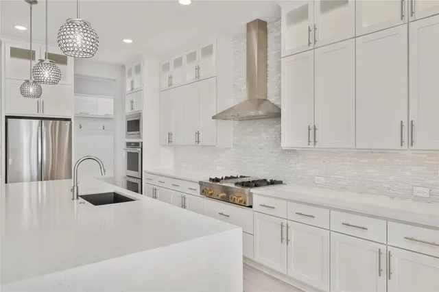 $6,500 | 19412 Summit Glory Trail, Unit 49, Spicewood, TX 78669