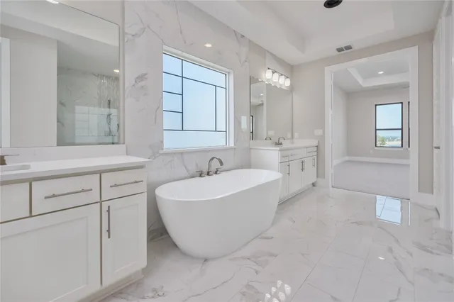 $6,500 | 19412 Summit Glory Trail, Unit 49, Spicewood, TX 78669