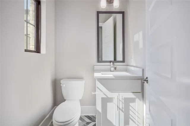 $6,500 | 19412 Summit Glory Trail, Unit 49, Spicewood, TX 78669