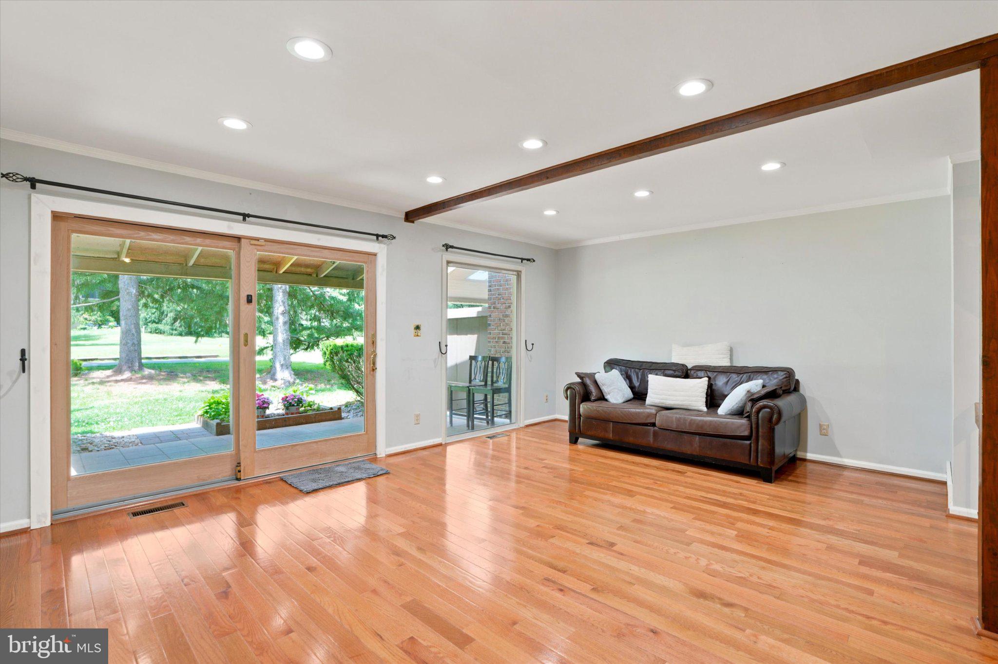 18 Medinah Drive Reading, PA 19607 - Photo 5 of 25 Bright and airy living space awaits.