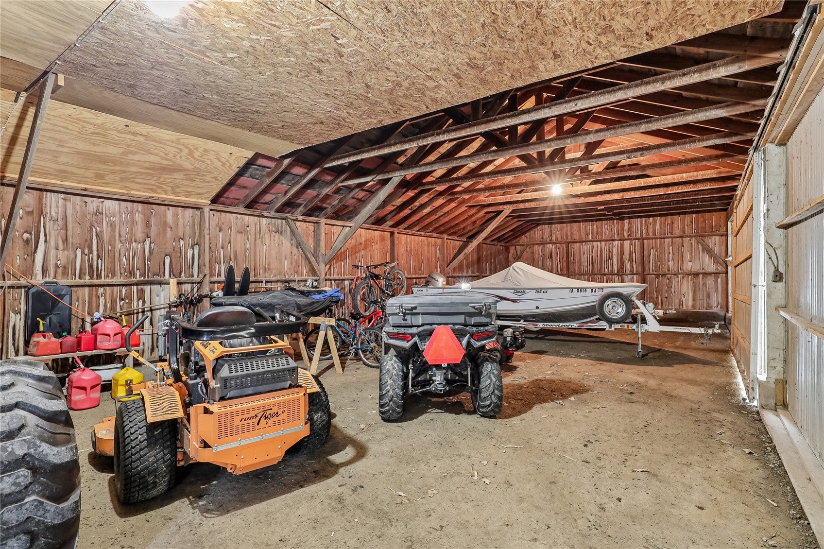 1056 R Avenue Norway, IA 52318 - Photo 17 of 39 Gallery Image 17