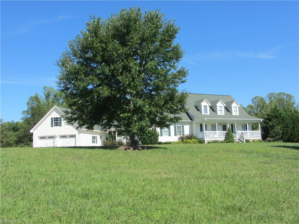 855 Park Road Mayodan, NC 27027 - Photo 4 of 30