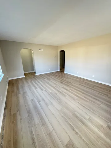 $346,000 | 1616 Glenwood Avenue, Joliet, IL 60435