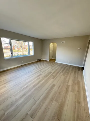 $346,000 | 1616 Glenwood Avenue, Joliet, IL 60435