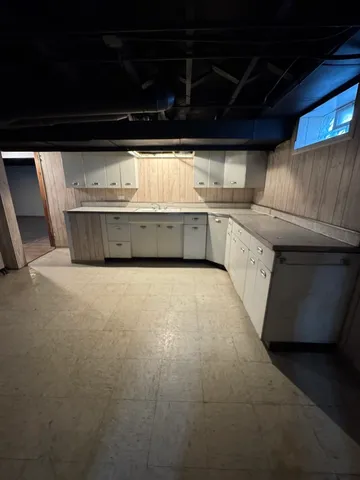 $346,000 | 1616 Glenwood Avenue, Joliet, IL 60435