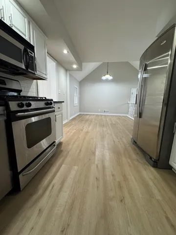 $346,000 | 1616 Glenwood Avenue, Joliet, IL 60435