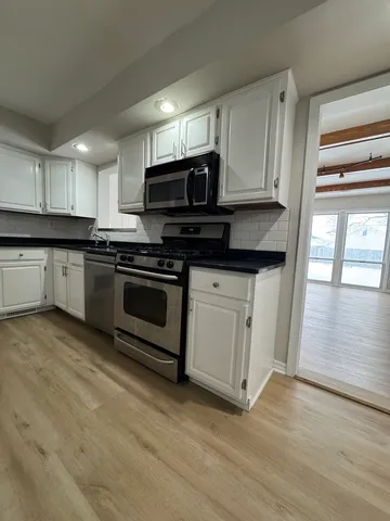 $346,000 | 1616 Glenwood Avenue, Joliet, IL 60435