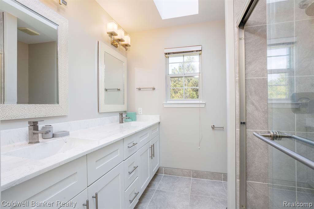 24261 Scarlet Court Novi, MI 48374 - Photo 31 of 44