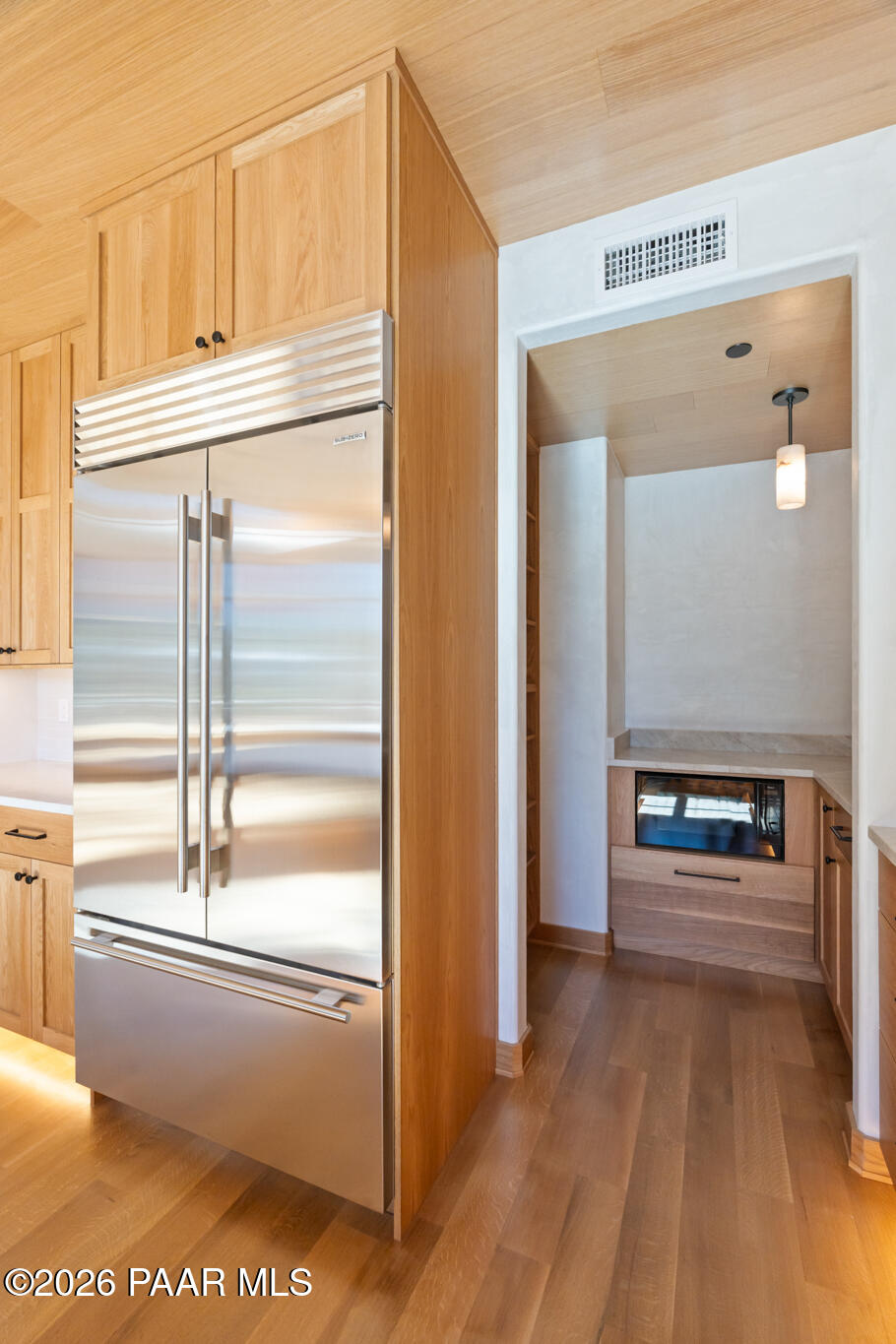 1090 High Valley Ranch Road Prescott, AZ 86303 - Photo 12 of 65 a bathroom with a tub and a view of living room