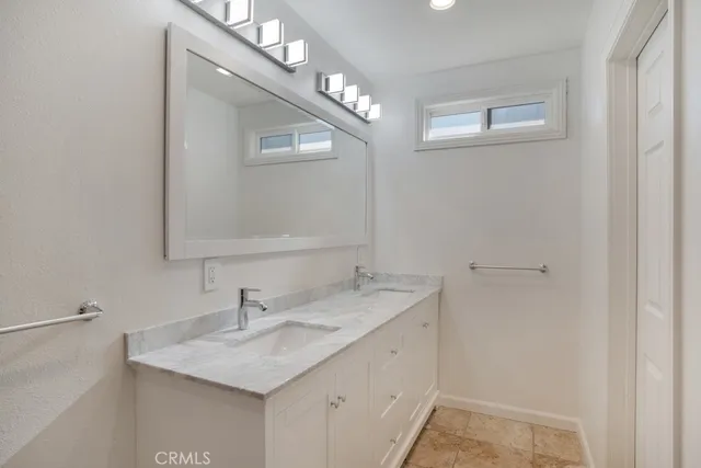 $8,500 | 7635 Fallbrook Avenue, West Hills, CA 91304