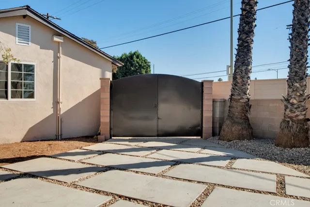 $8,500 | 7635 Fallbrook Avenue, West Hills, CA 91304